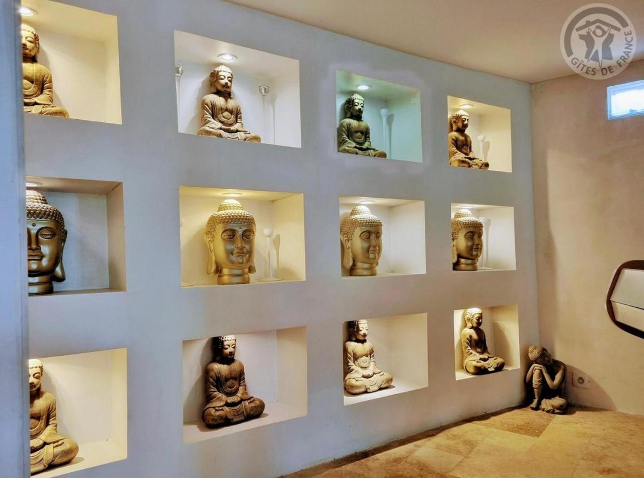 Buddha Beach Thoiry ตัวรี ภายนอก รูปภาพ